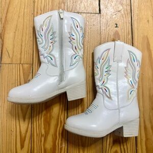 Toddler/Little Kid size 10.5 Girl Embroidered White Western Boots / cowboy boots